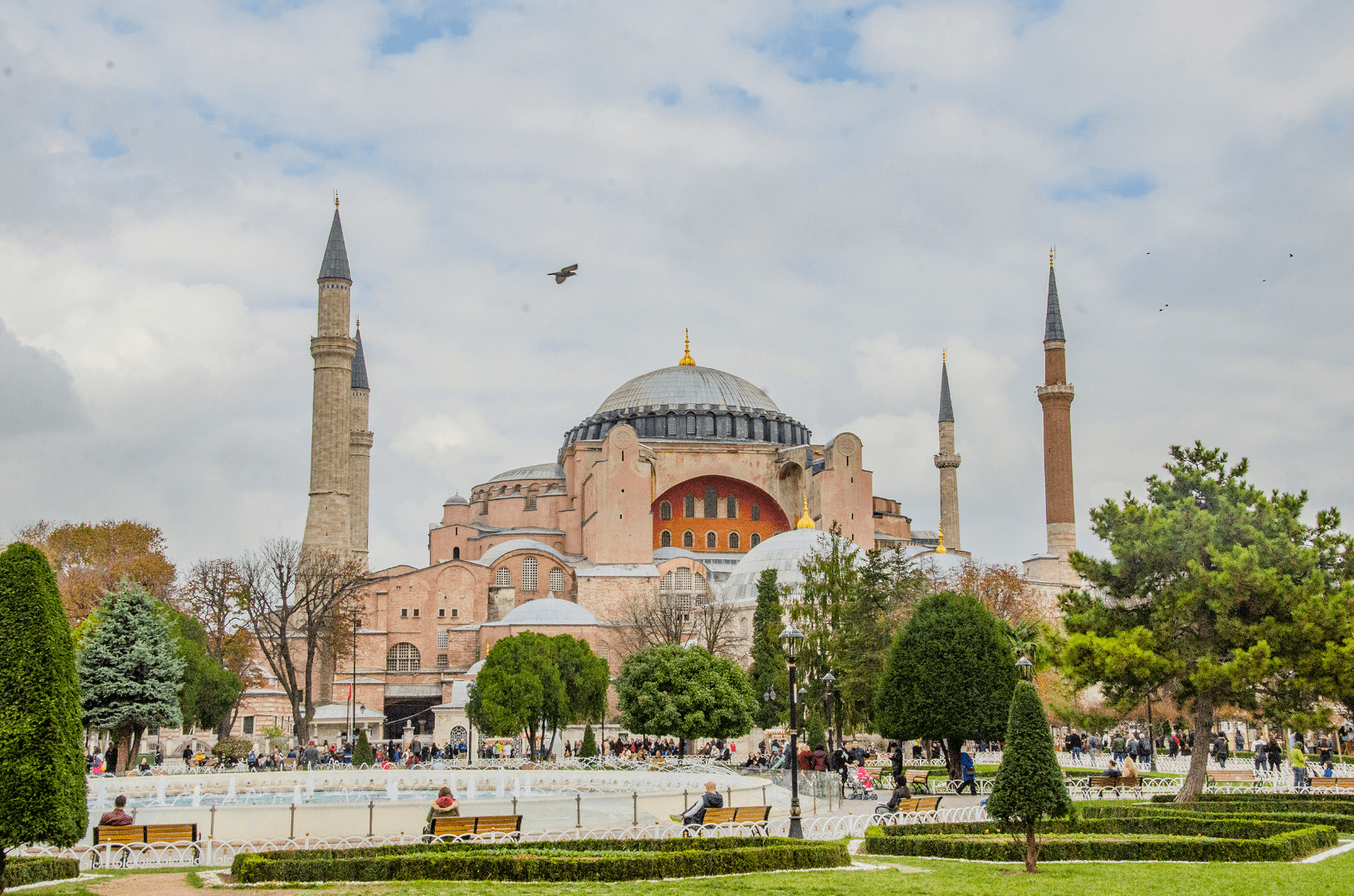 CITY OF DUALISM – ISTANBUL, TURKEY – Octagon Creative